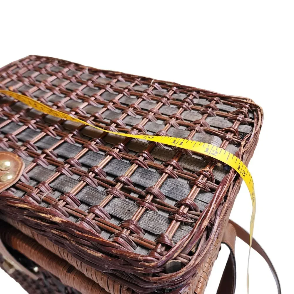 Pier 1 Vintage Wicker Rattan Picnic‎ Basket Service for Two Plaid Lined Utensils